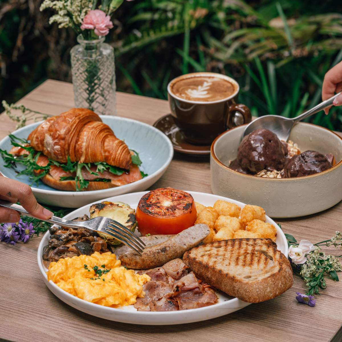 The Garage – Wildseed Café and Il Giardino